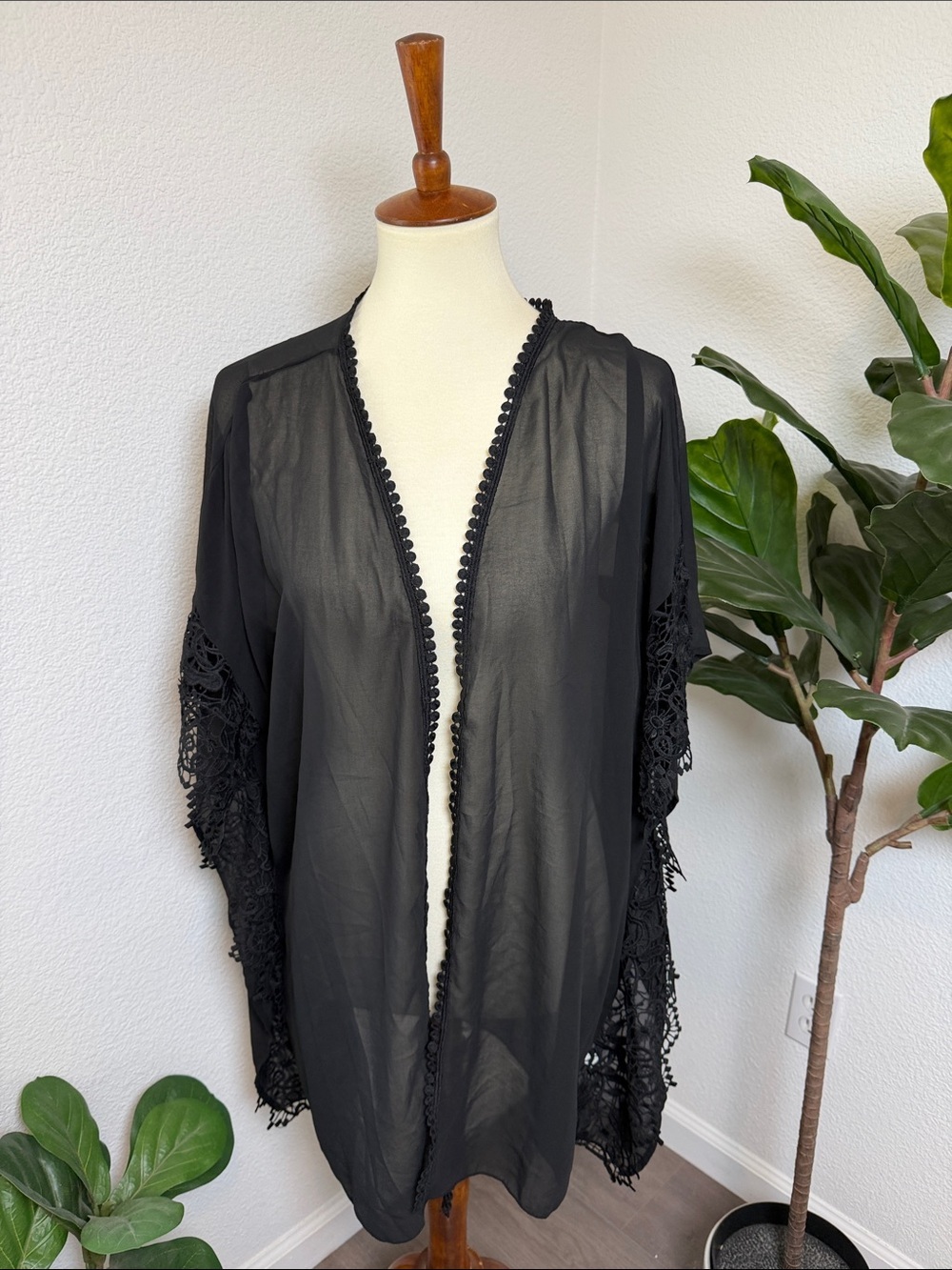 Black Sheer Kimono Cardigan Lace Crochet Sleeve Cover Up - Picture 3 of 10